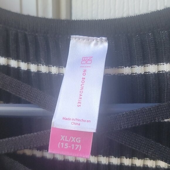 No Boundaries Sweater Dress - Picture 3 of 4